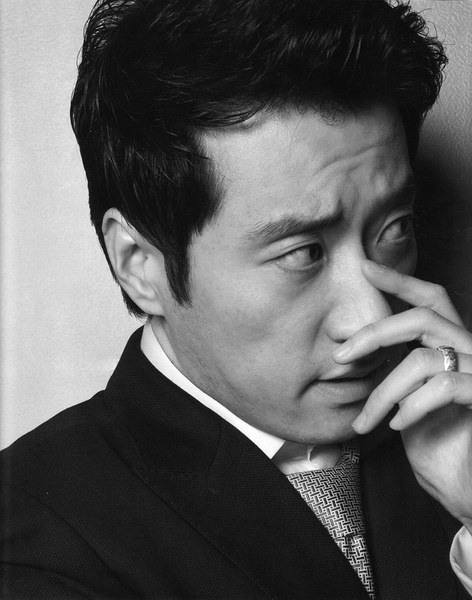 Yang Jong Hoon（金明民饰演）