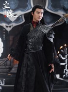 纪若尘（马天宇饰演）