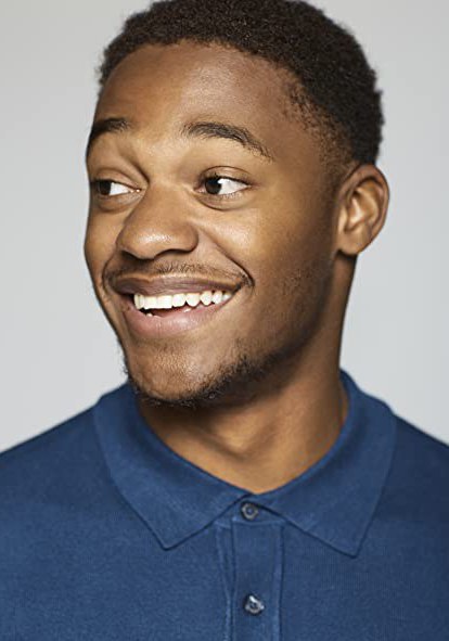 克里斯托弗·迈尔（Canaan饰演）