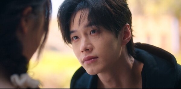 双轨第14集剧照