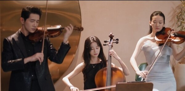 校服的裙摆第13集剧照