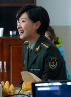 许兵（万茜饰演）