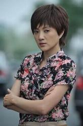 常丽（金玉婷饰演）