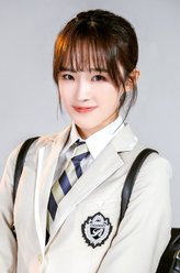 任小芹（卢洋洋饰演）