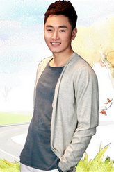罗成（李东学饰演）