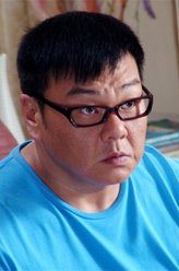 蔡金龙（张立威饰演）
