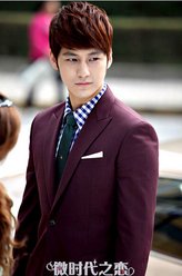 欧辉（金泛饰演）