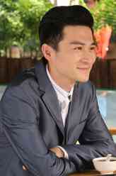 唐明轩（张翔饰演）