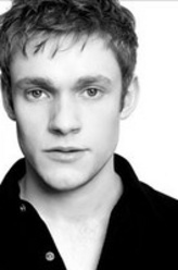 托马斯·豪威斯（托马斯·豪威斯饰演）