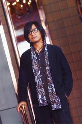 陆周（郭晓东饰演）