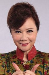 杨霞（蔡明饰演）