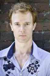 Agent Weedle（大卫·刘易斯饰演）