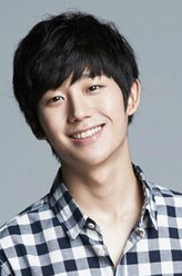 丁海寅（丁海寅饰演）