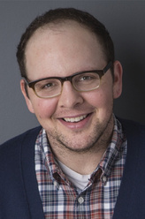 奥斯汀·巴西斯（奥斯汀·巴西斯饰演）