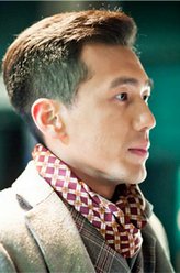 冯庸（白宇饰演）