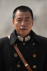 霍辰星（王挺饰演）