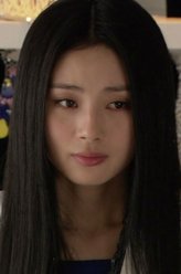连馨（路晨饰演）
