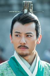 杨秀（是安饰演）