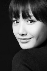 夏婉欣（陈晴漪饰演）