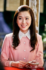 夏岚（周丽淇饰演）
