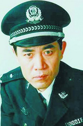 李西东（陈宝国饰演）