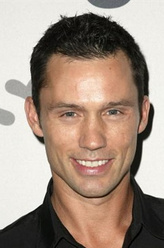 杰弗里·多诺万（杰弗里·多诺万饰演）