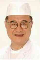 角野卓造（角野卓造饰演）