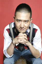 徐岩（彭宇饰演）