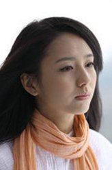 沈冰（佟丽娅饰演）