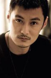 王志浩（余文乐饰演）