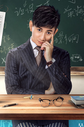 沈心唯（吴奇隆饰演）