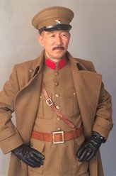 张作祖（孙亮饰演）