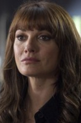 莎拉·帕里什（莎拉·帕里什饰演）