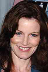 Ashley Marin（劳拉·雷顿饰演）