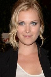 Clarke Griffin（伊莉萨·泰勒-科特尔饰演）