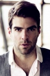 扎克瑞·昆图（扎克瑞·昆图饰演）