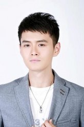 蒋纬纶（王雨饰演）