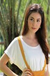 拉姆（Davika Hoorne（Mai）饰演）
