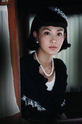 吴如霜（李彩桦饰演）