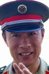 魏嵩平（洪涛饰演）