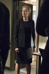 Martha Boyd（莱拉·罗宾斯饰演）