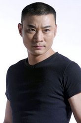 张亚坤（张亚坤饰演）