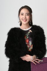 杜娟（米露饰演）