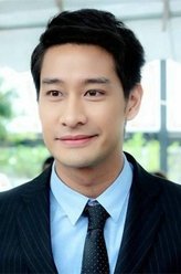 普巴迪（纳瓦·君拉纳拉饰演）