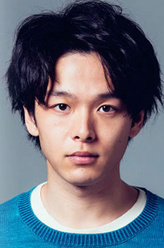 赤井孝美（中村伦也饰演）
