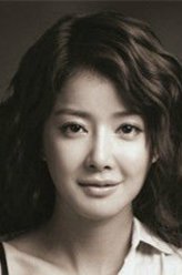 李诗英（李诗英饰演）