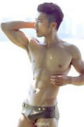 董子俊（樊野饰演）
