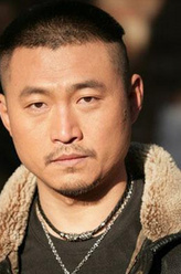 张大彪（战卫华饰演）