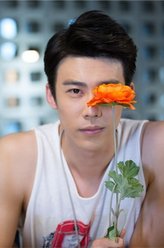 丁凯（冉旭饰演）