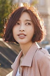 安琳（张俪饰演）